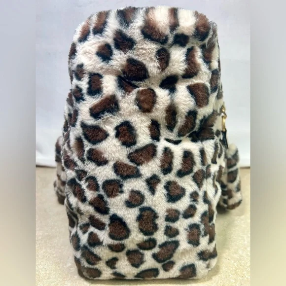 Juicy Couture Fuzzy Leopard Tote Bag!! - Picture 4 of 11